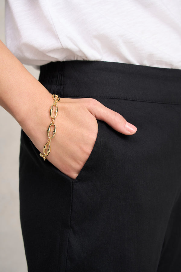 Curved Hem Linen Pant - Black