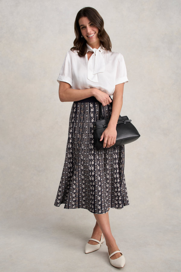 Jacquard Knit Skirt - Floral Jacquard