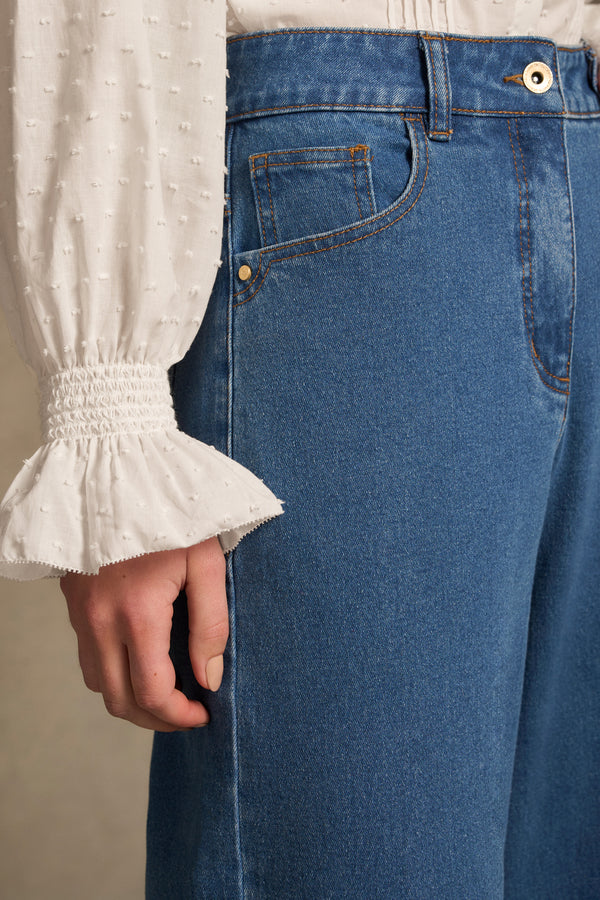 The Classique Wide Leg Jeans - Mid Wash Blue