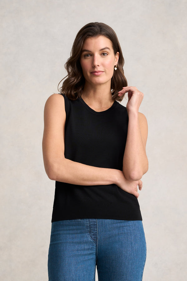 Sleeveless Knit Top – Black