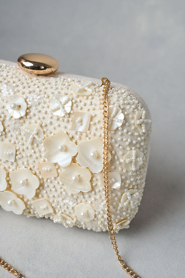 Floral Shell Beaded Clutch - Cream