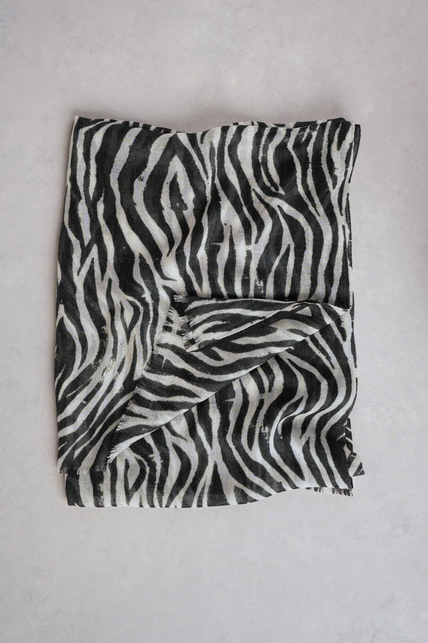 Zebra Scarf – Black & Cream
