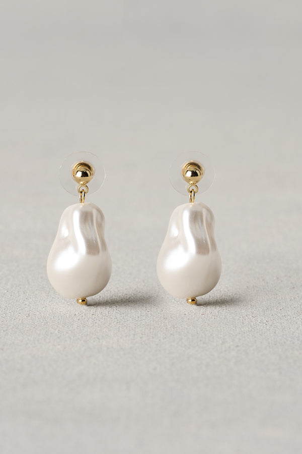 Baroque Pearl Studs – Cream