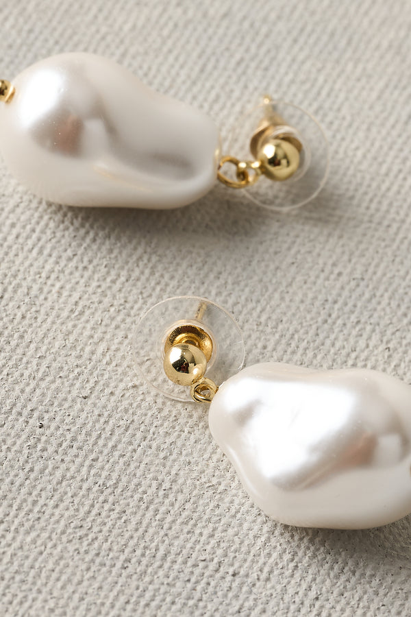 Baroque Pearl Studs – Cream