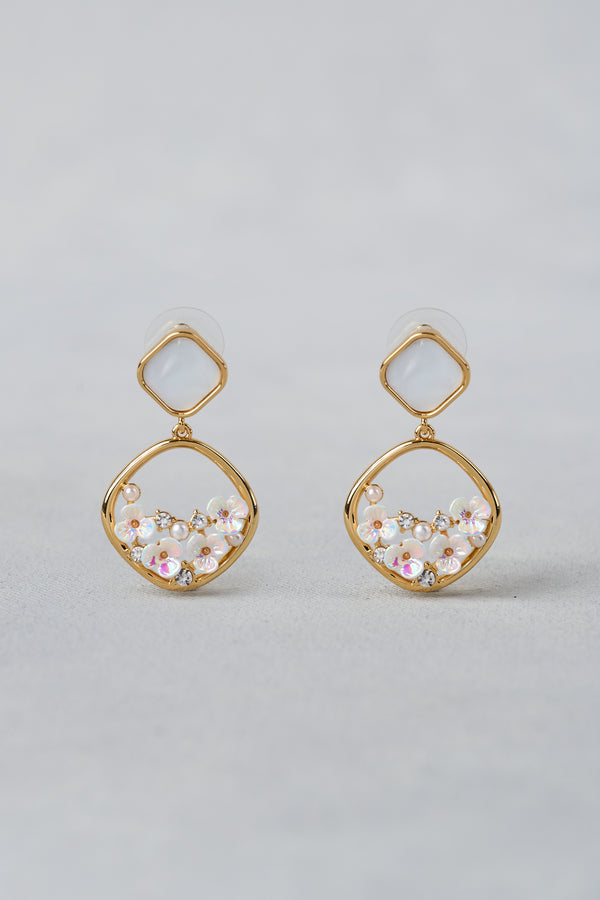 Floral Garden Earrings – Cream