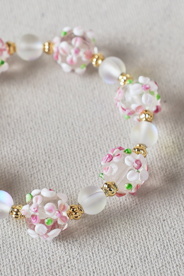 Floral Bead Wrist – White