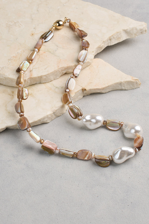 Shell & Pearl Necklace - Multicolour