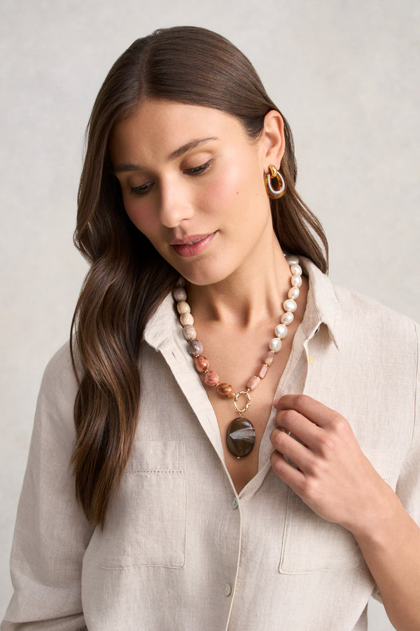 Semi Precious Pendant Necklace - Neutral