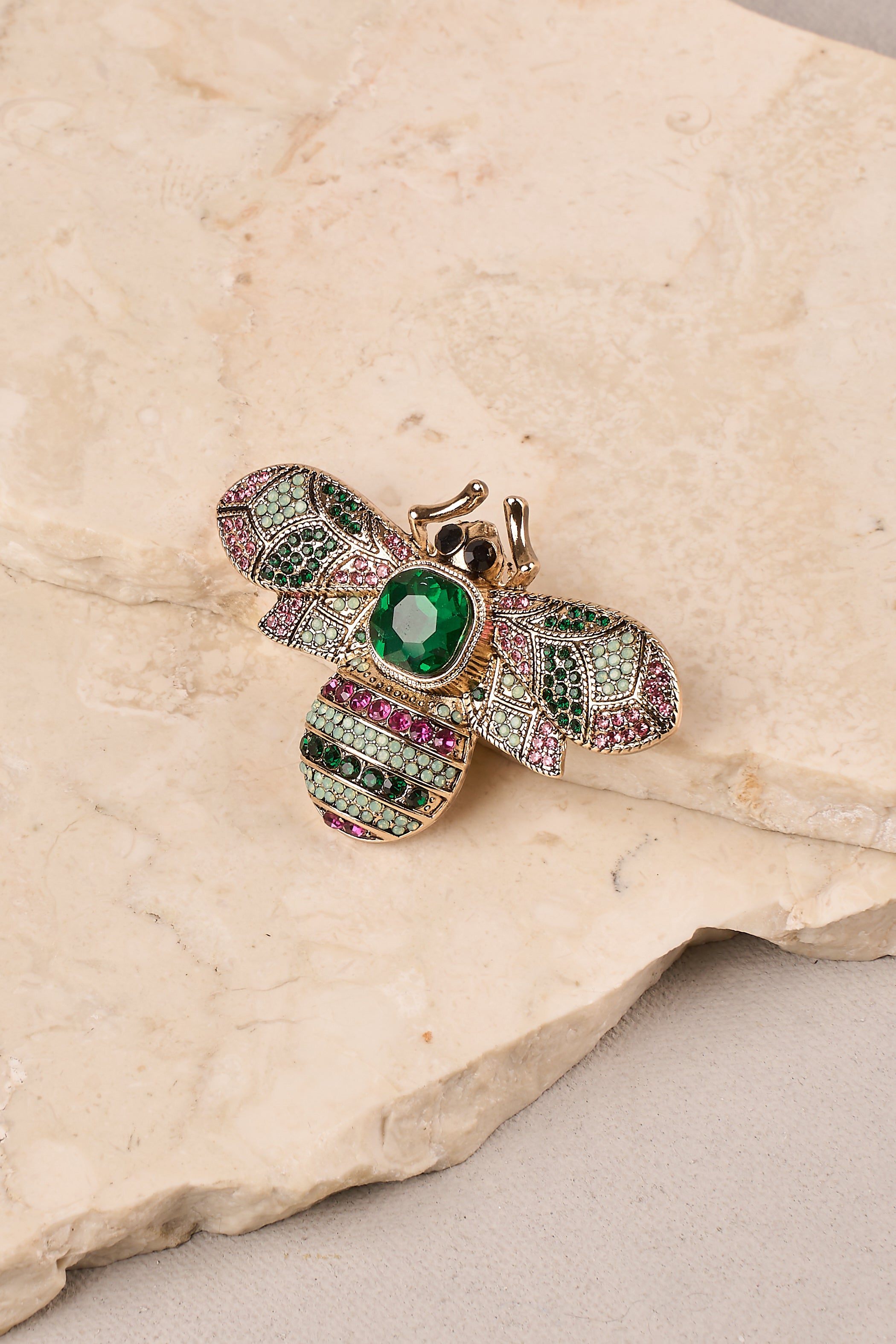 アクセサリー HALCYON DAYS Giant Bee Brooch Diamante Bee Brooch - Multicolour – Blue Illusion
