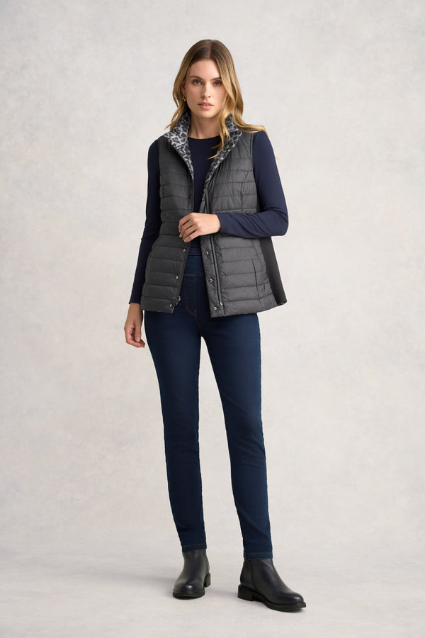 REVERSIBLE PUFFER VEST - BLACK LEOPARD