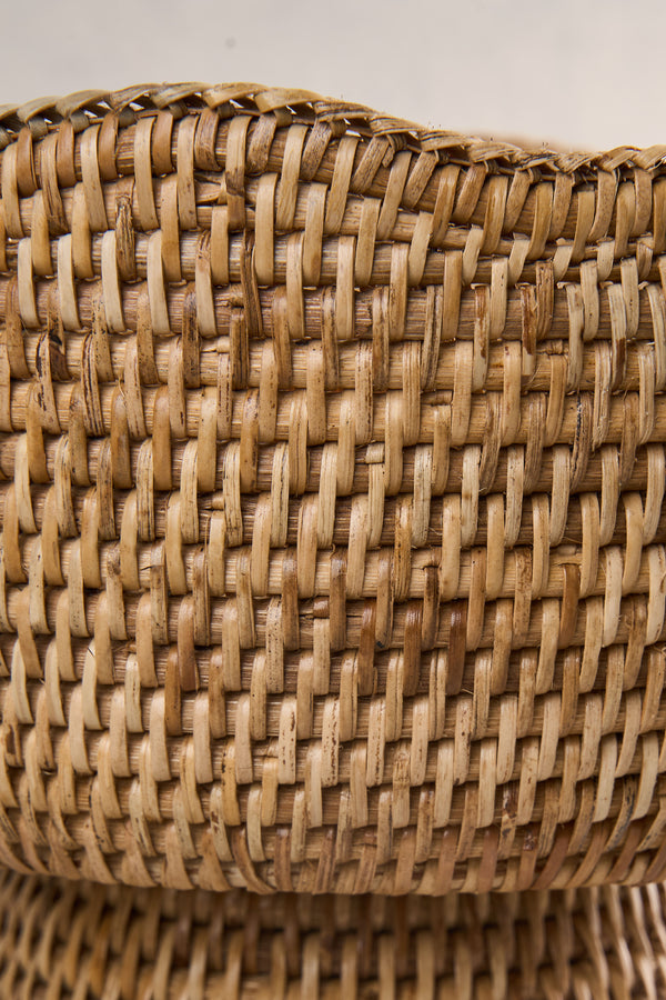 Scalloped Ratton Bowl on Stand