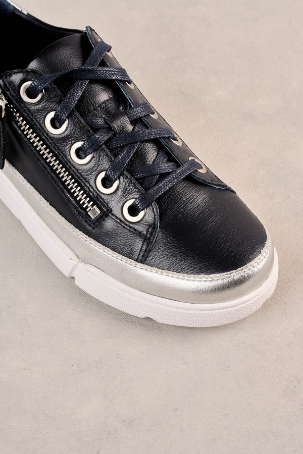 Talina Sneaker - Ink