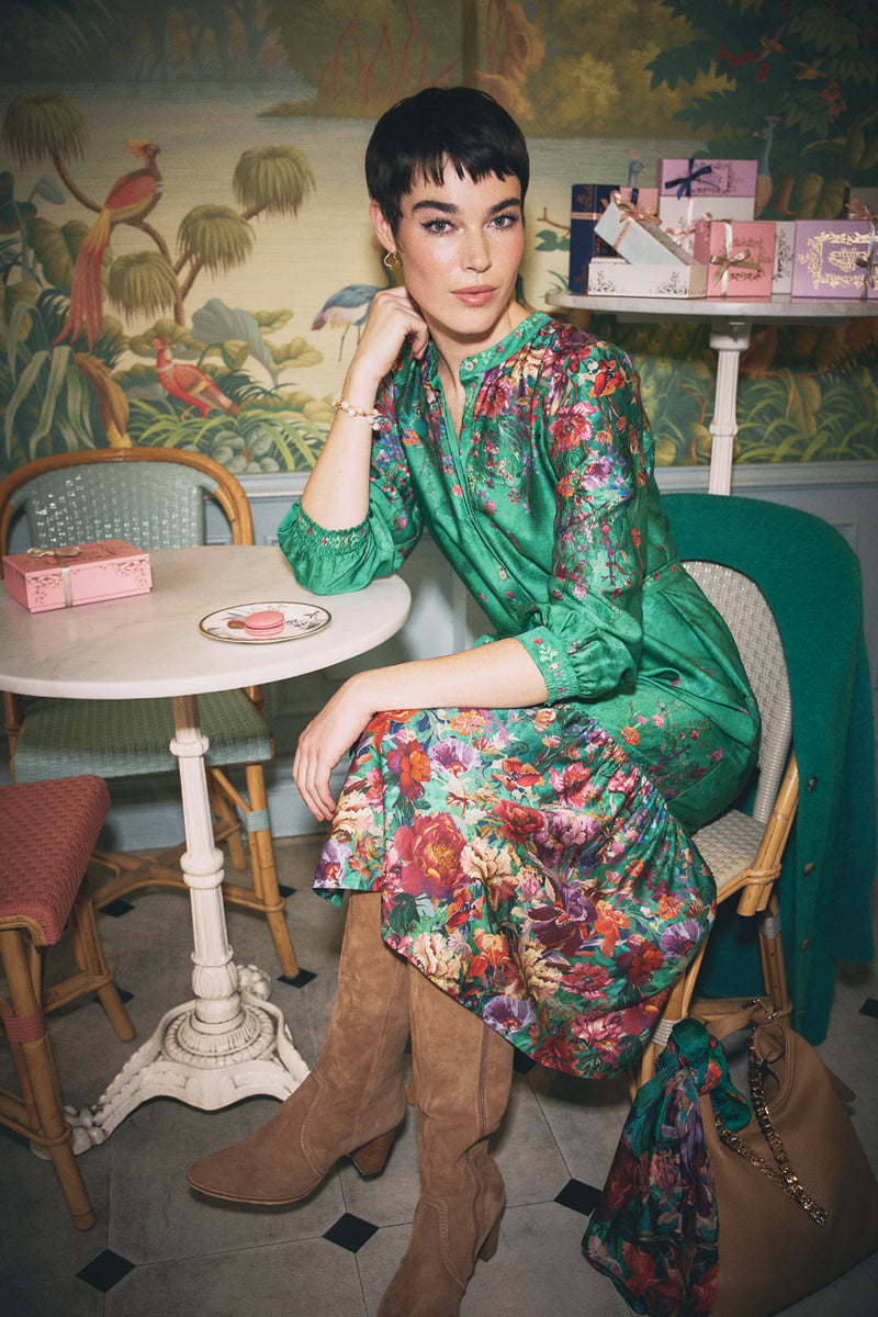 A French-Inspired Guide to Edgy Chic Style