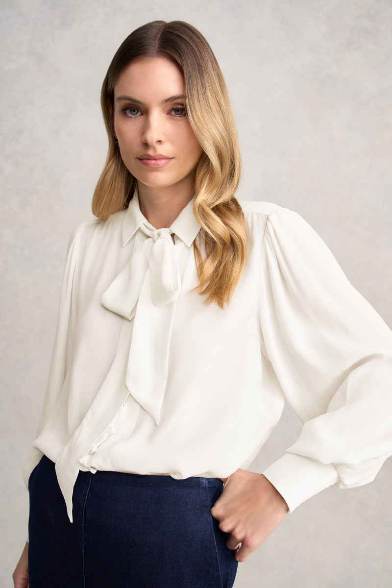 Silk Blend Shirt With Tie - Cream