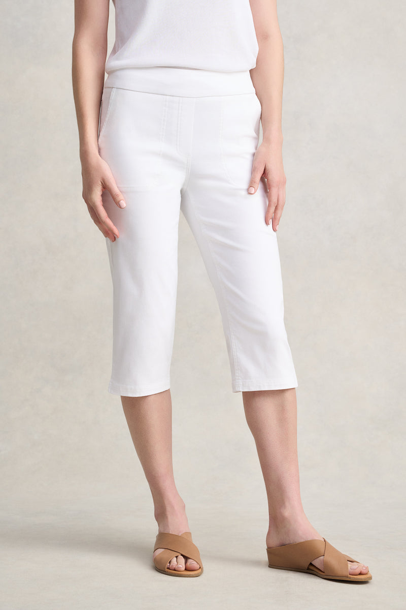 Pull-On Capri Short - Warm White