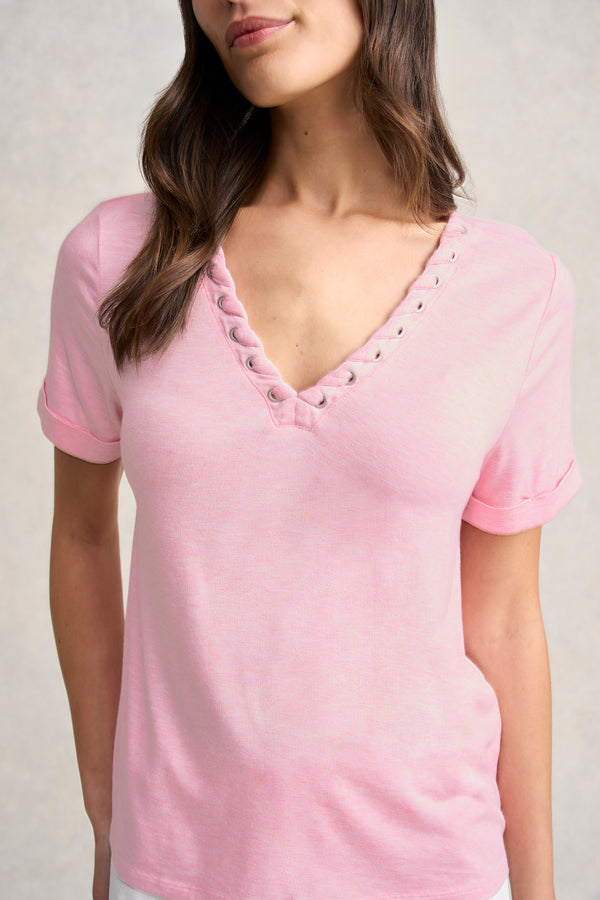 Eyelet Detail T-Shirt- Pink Marle