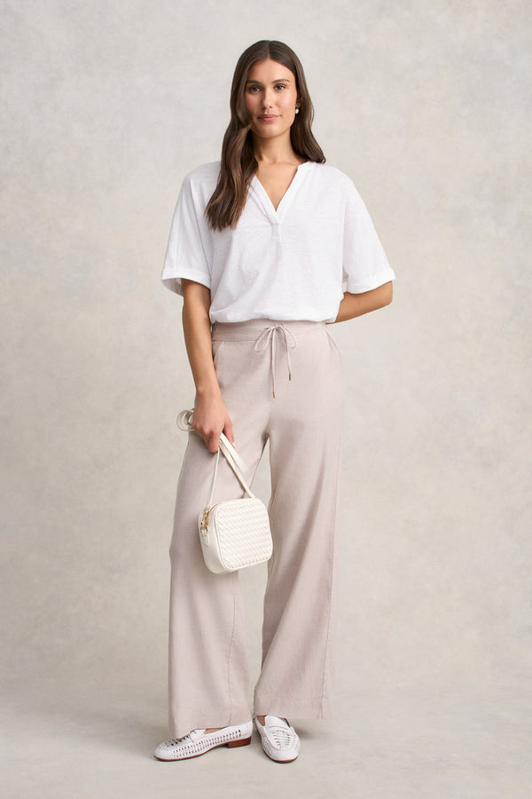 Notch Neck Half Sleeve T-Shirt - White