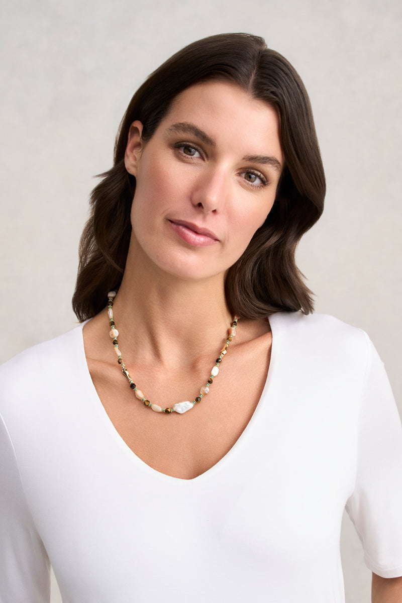 Short Shell Bead Necklace - Multicolour