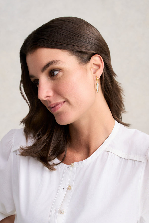 Dainty Oval Studs - Gold