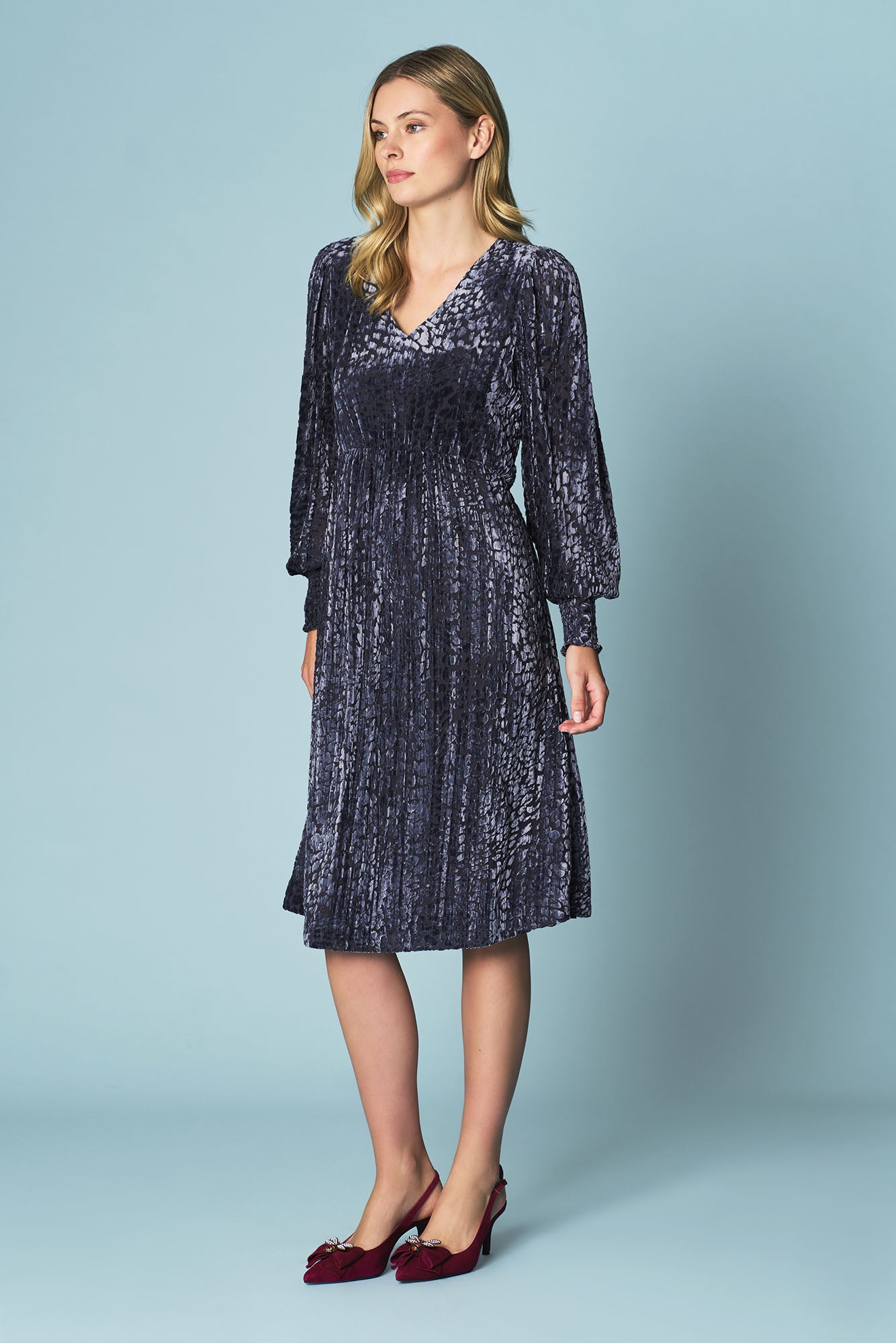 New look velvet hot sale burnout tunic dress