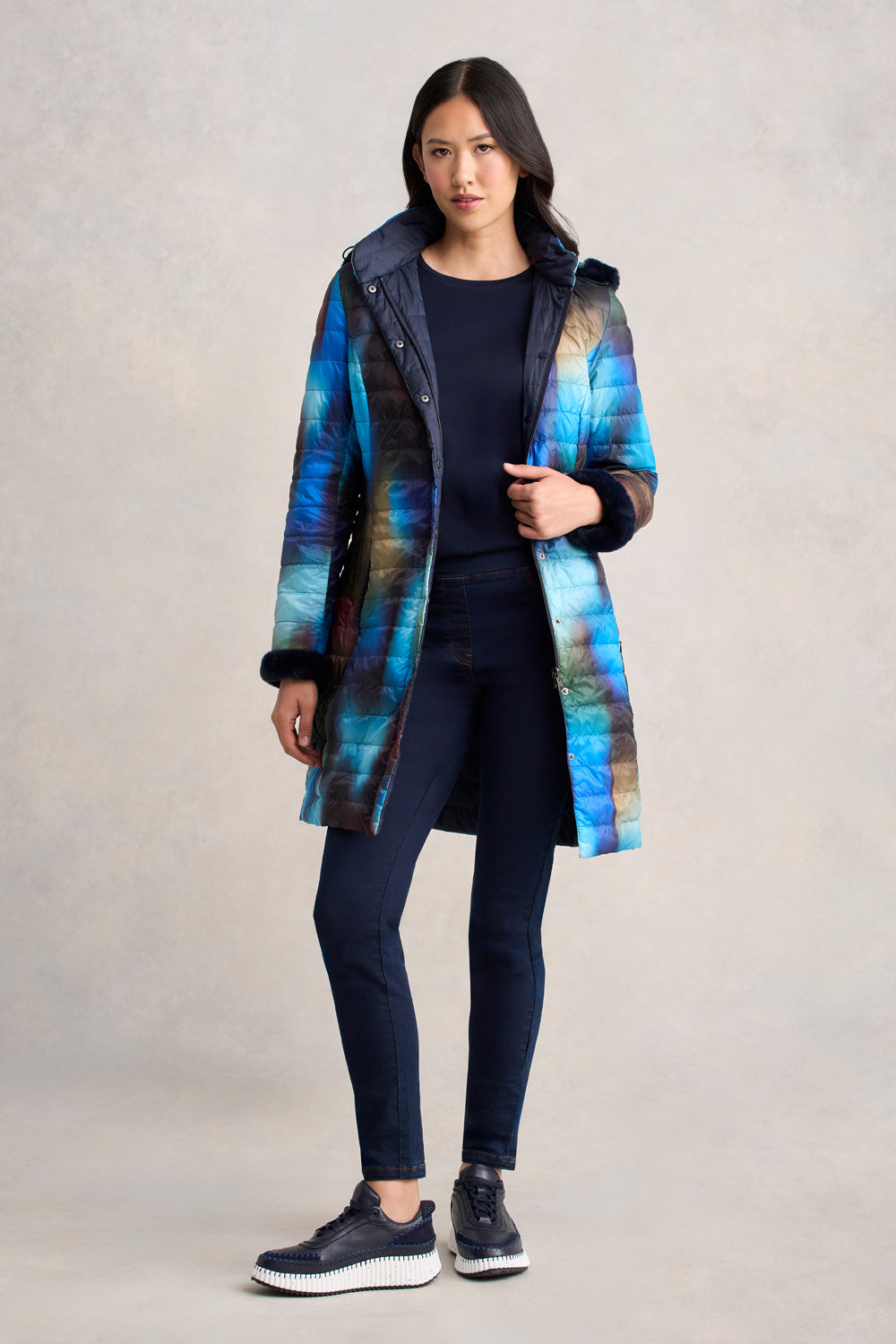 Reversible Longline Puffer Ombre Print – Blue Illusion