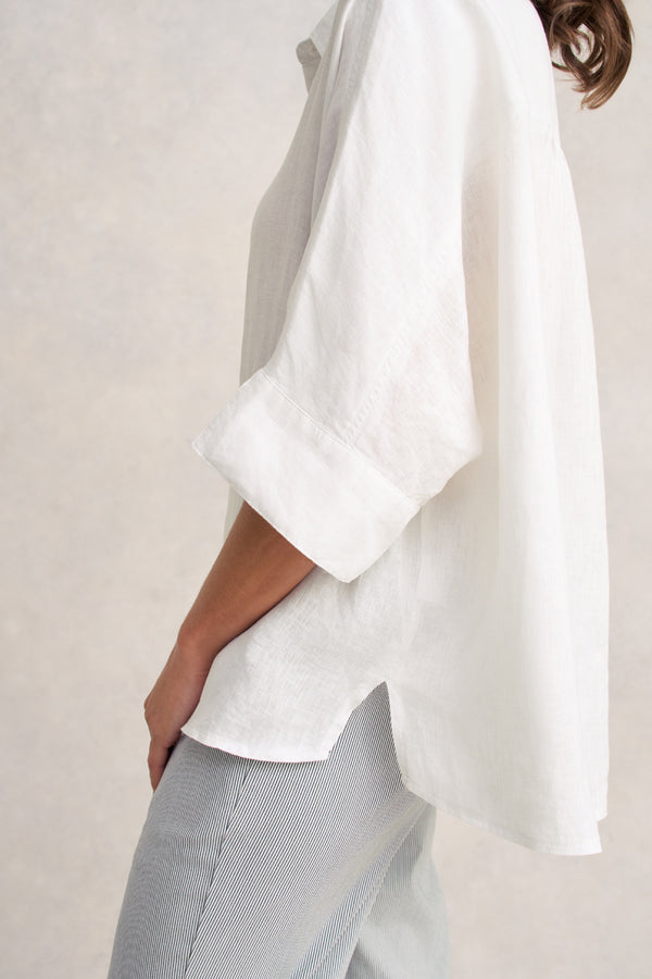 Relaxed Light Weight Shirt – White