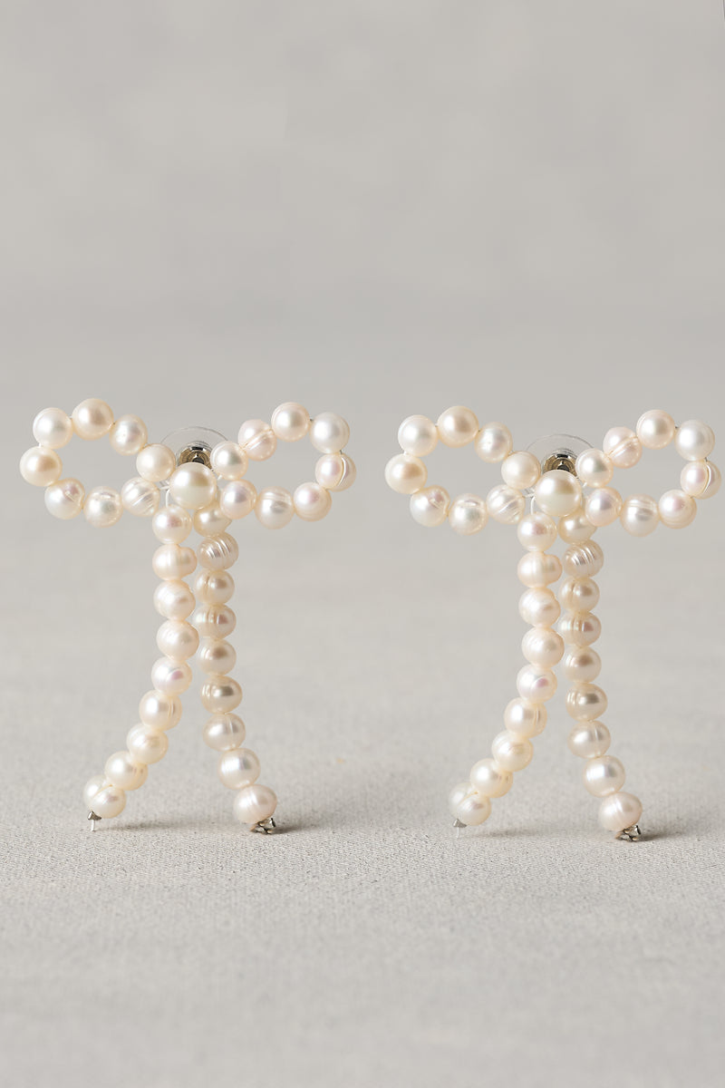 Pearl Bow Earrings - Cream