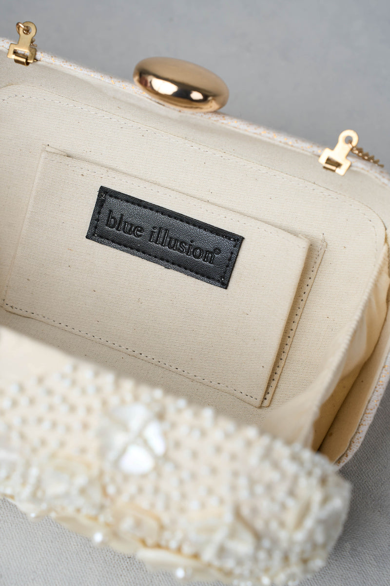 Floral Shell Beaded Clutch - Cream