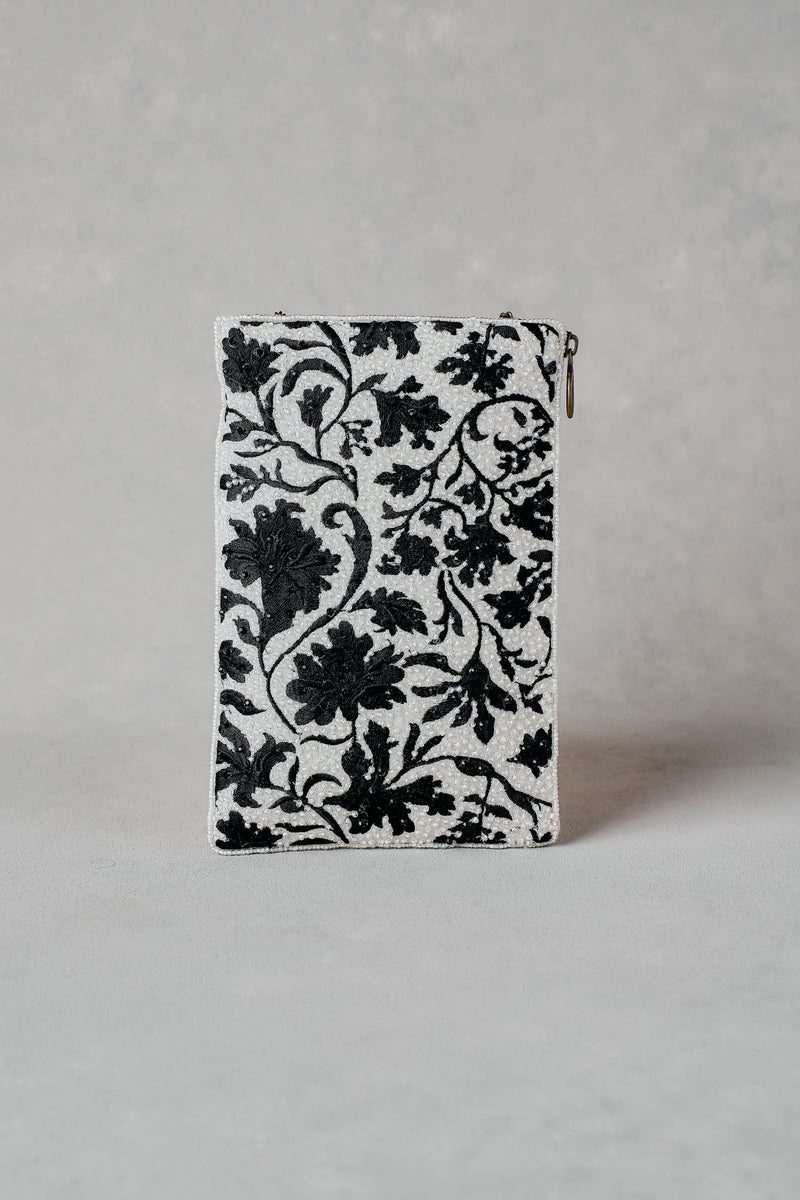 Monochrome Beaded Mini Clutch - Black