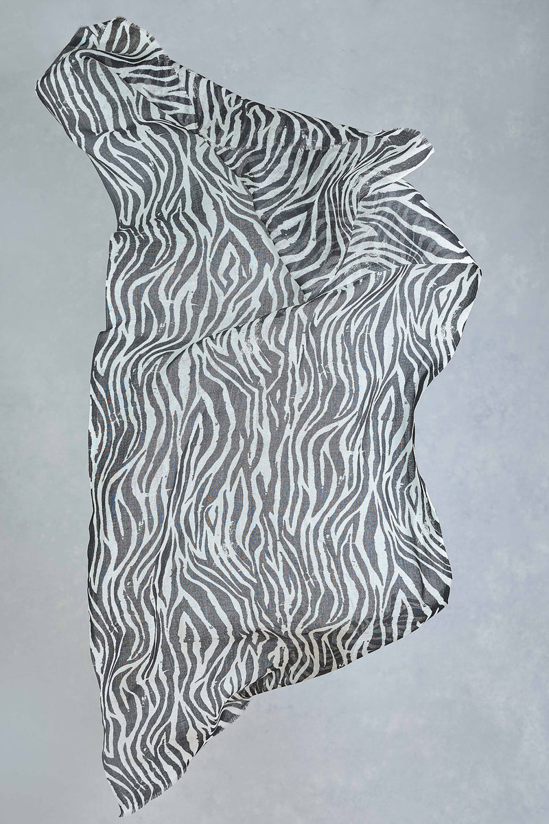 Zebra Scarf – Black & Cream