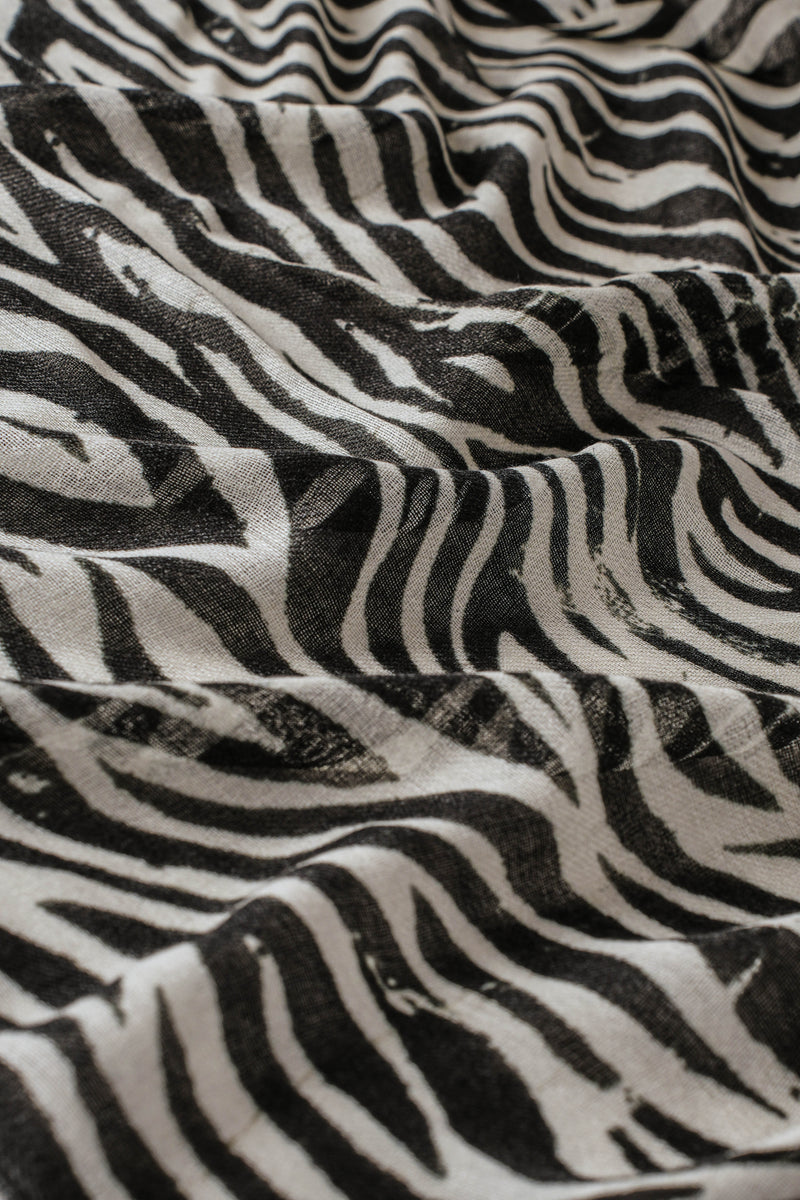 Zebra Scarf – Black & Cream