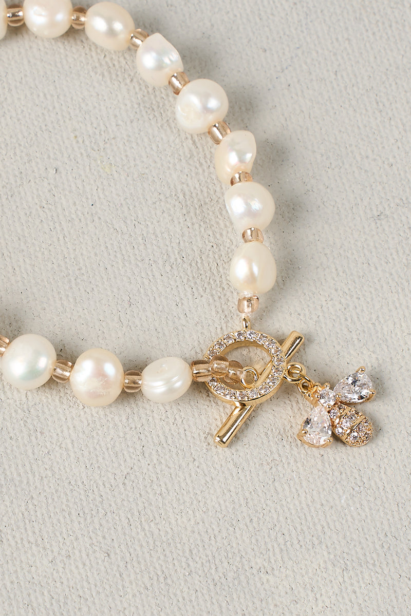 Bee Pearl Wrist – Cream