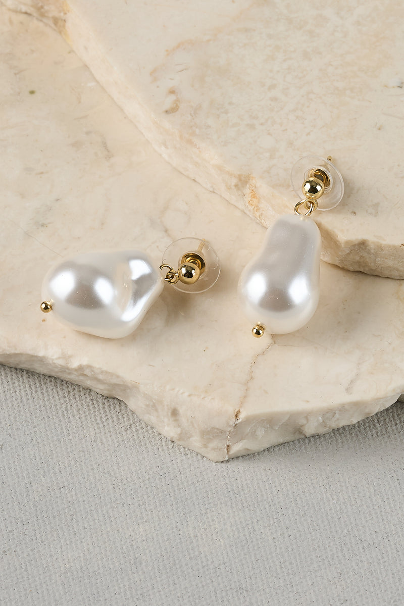Baroque Pearl Studs – Cream