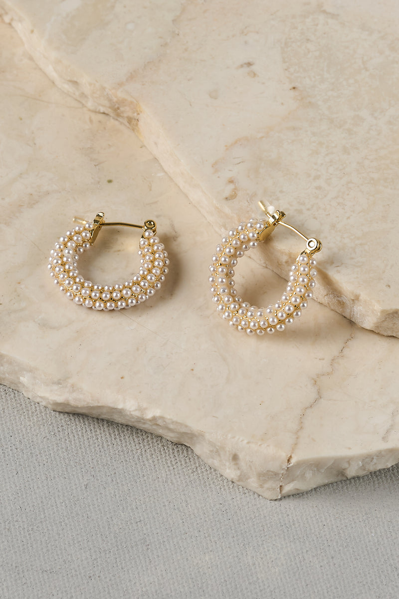 Pearl Hoops – Cream
