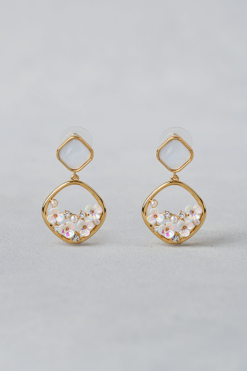 Floral Garden Earrings – Cream