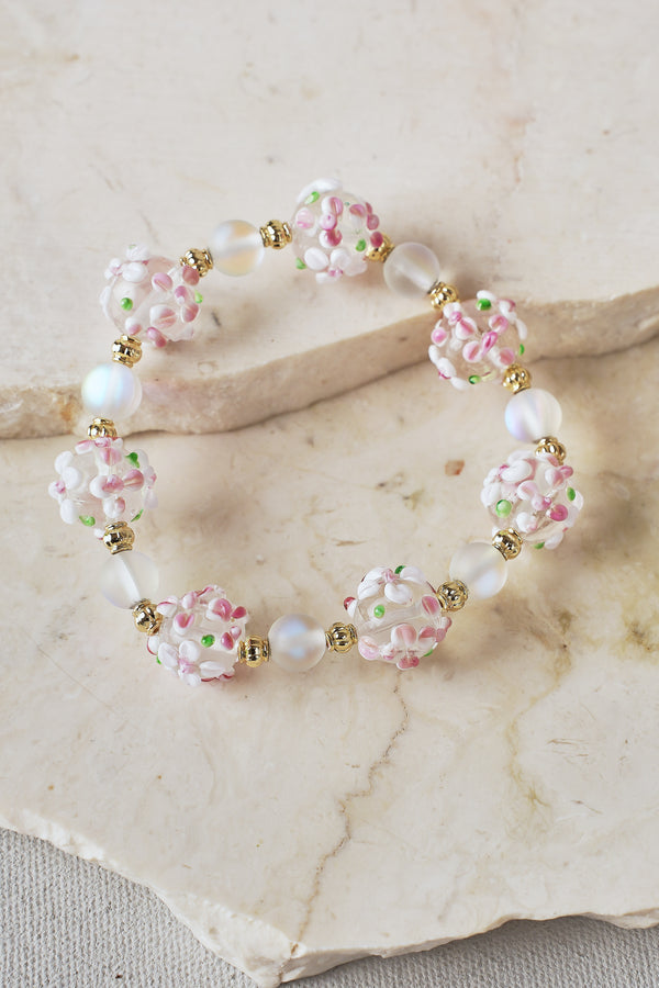 Floral Bead Wrist – White