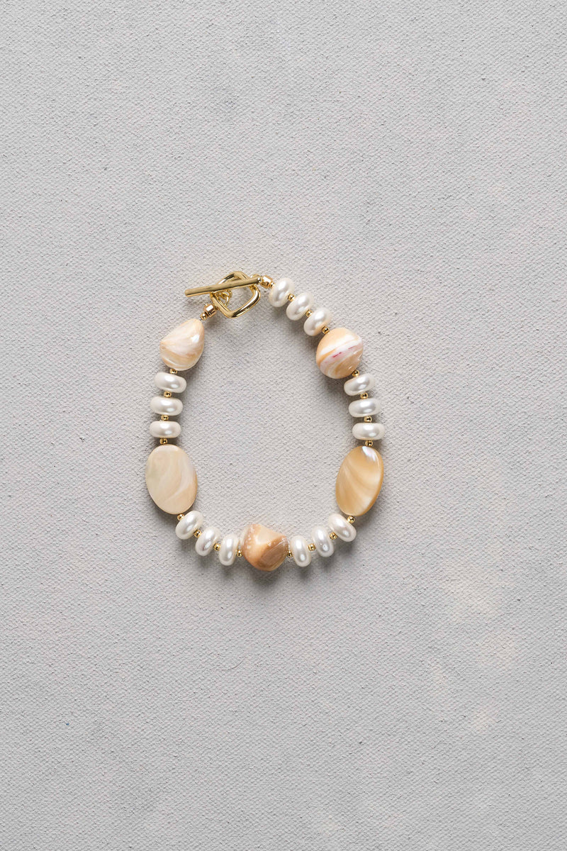 Stone & Pearl Wrist - Multicolour