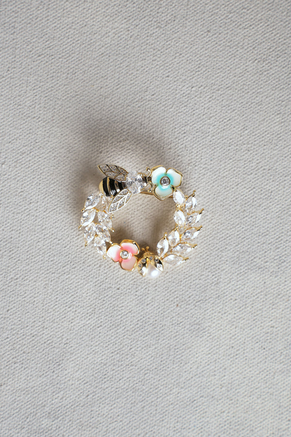 Spring Floral Brooch – Gold