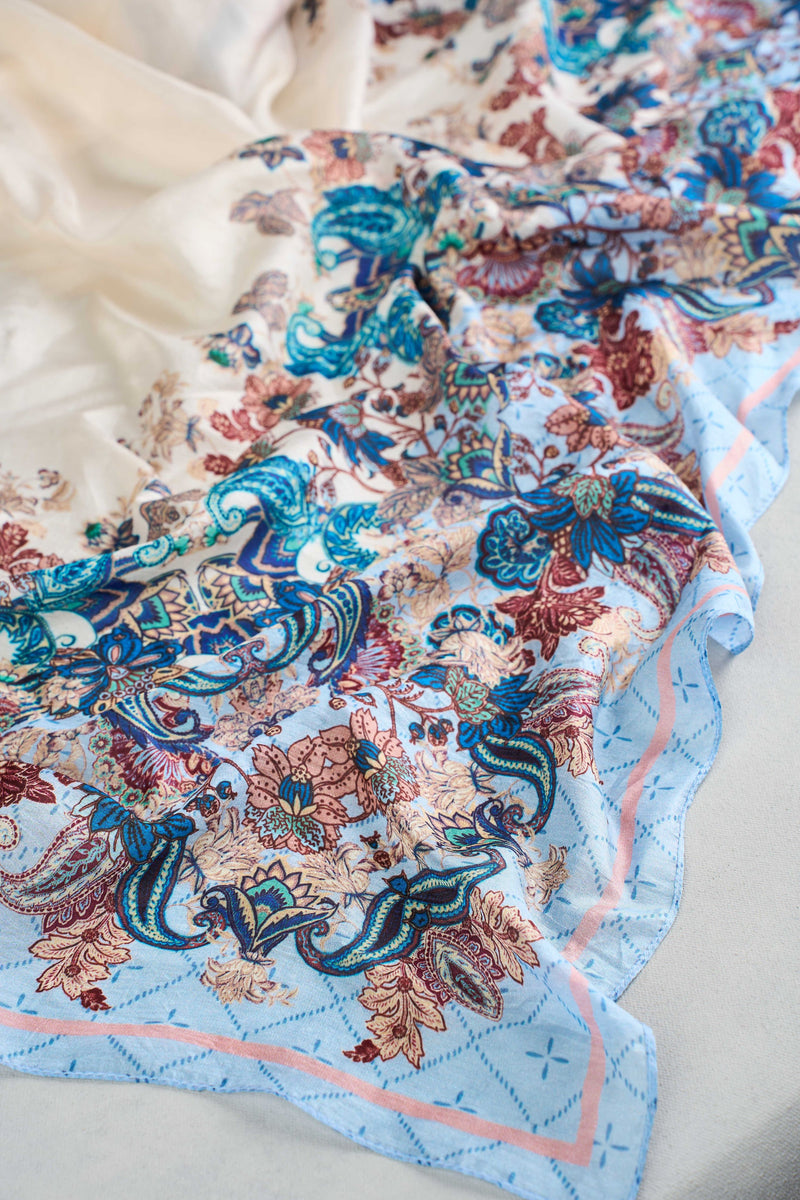Chyka Scarf - Chyka Paisley Print