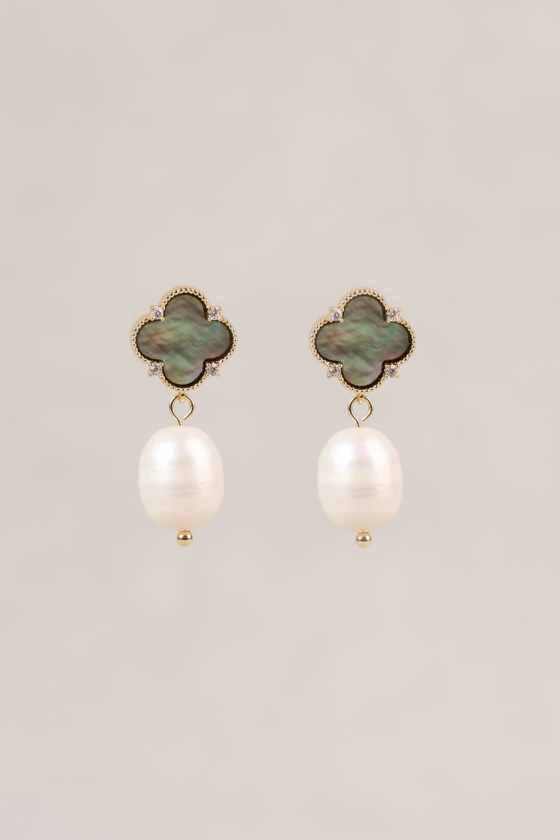 Clover Pearl Stud - Black