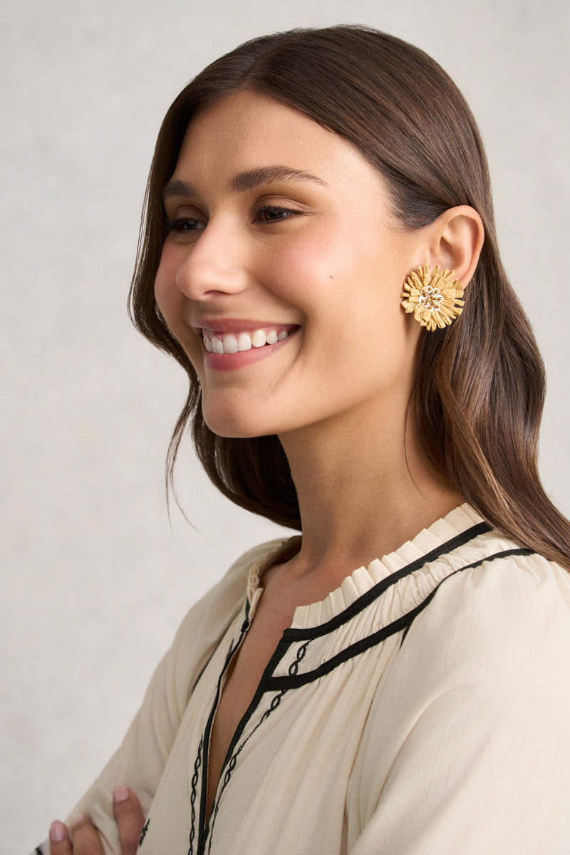 Flower Earrings - Gold
