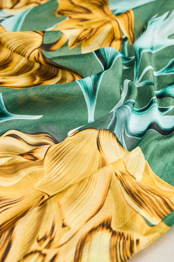 Floating Stems Scarf - Multicolour