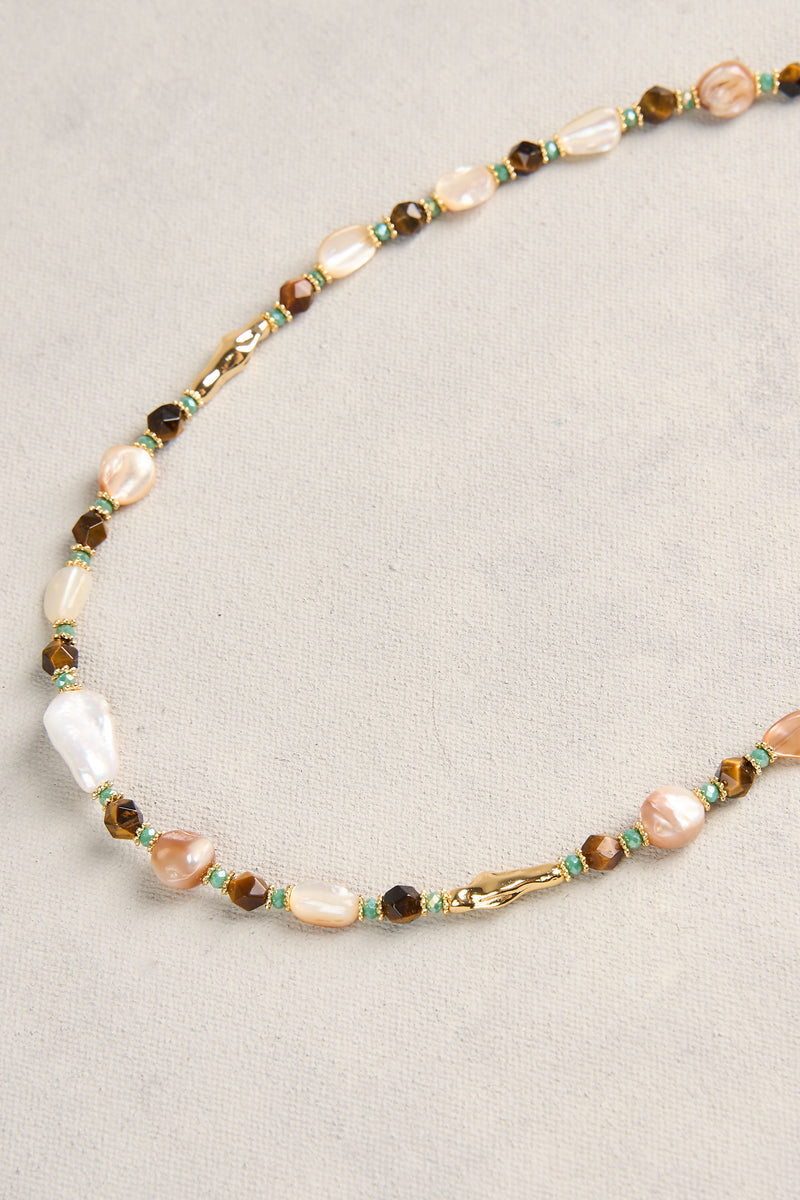 Short Shell Bead Necklace - Multicolour