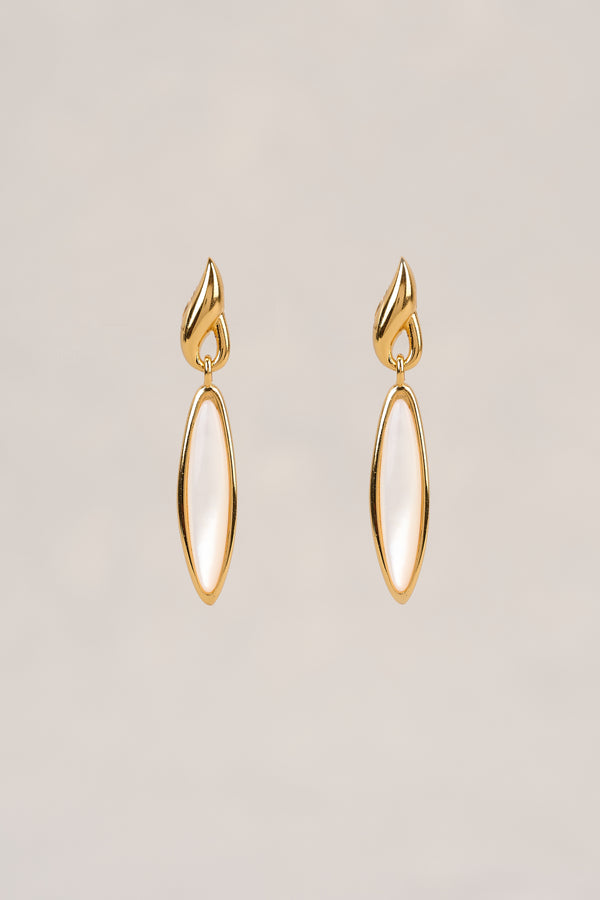 Dainty Oval Studs - Gold