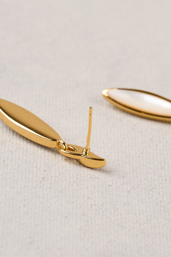 Dainty Oval Studs - Gold