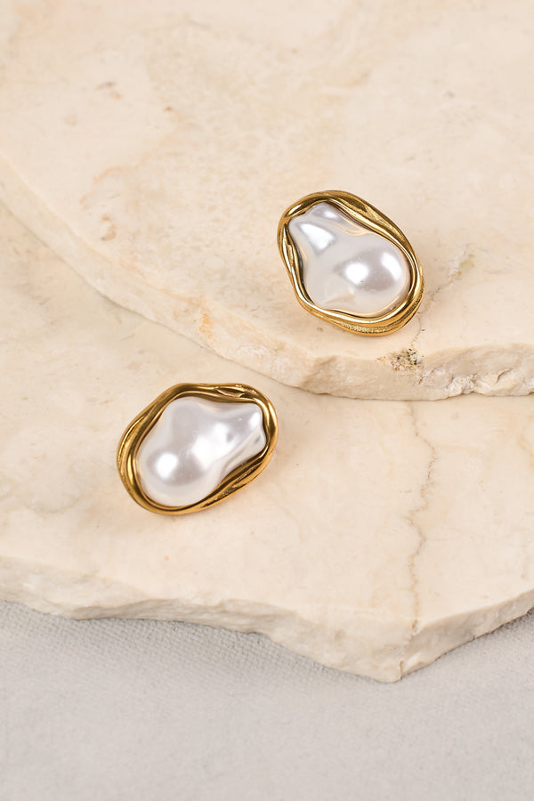 Organic Shaped Earrings - Gold