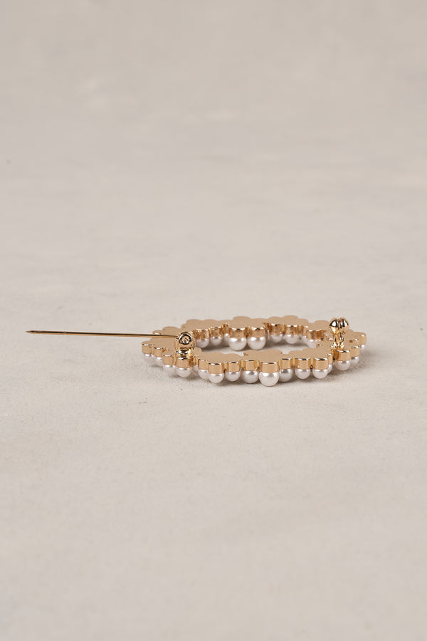 Pearl Wreath Brooch - Cream