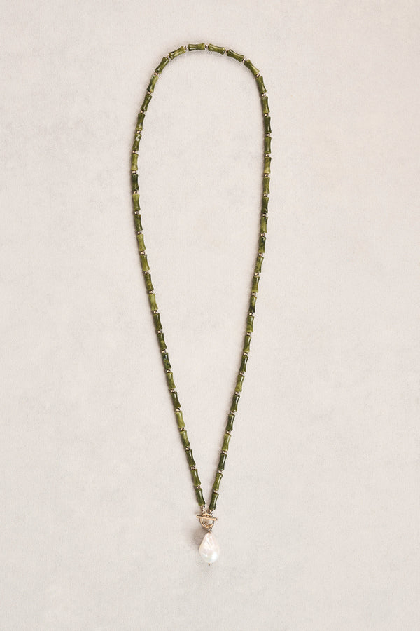 Long Beaded Pearl Necklace - Green