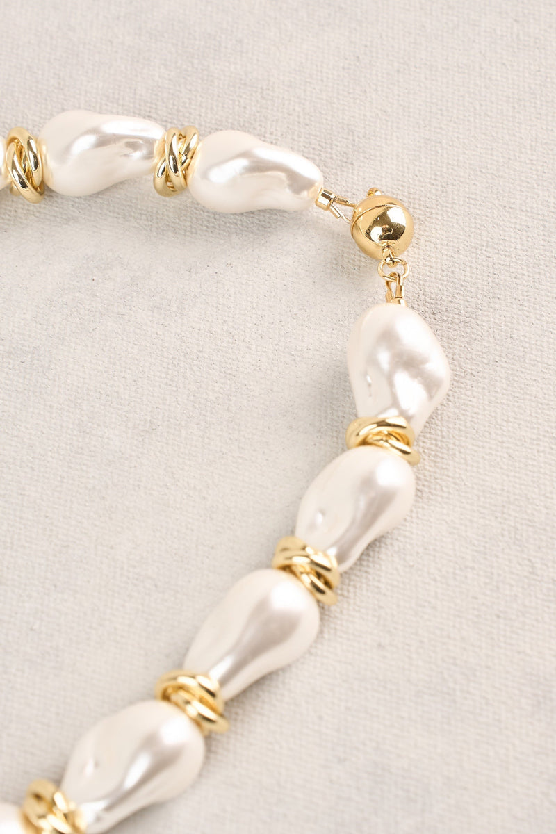 Statement Baroque Pearl Necklace - Gold