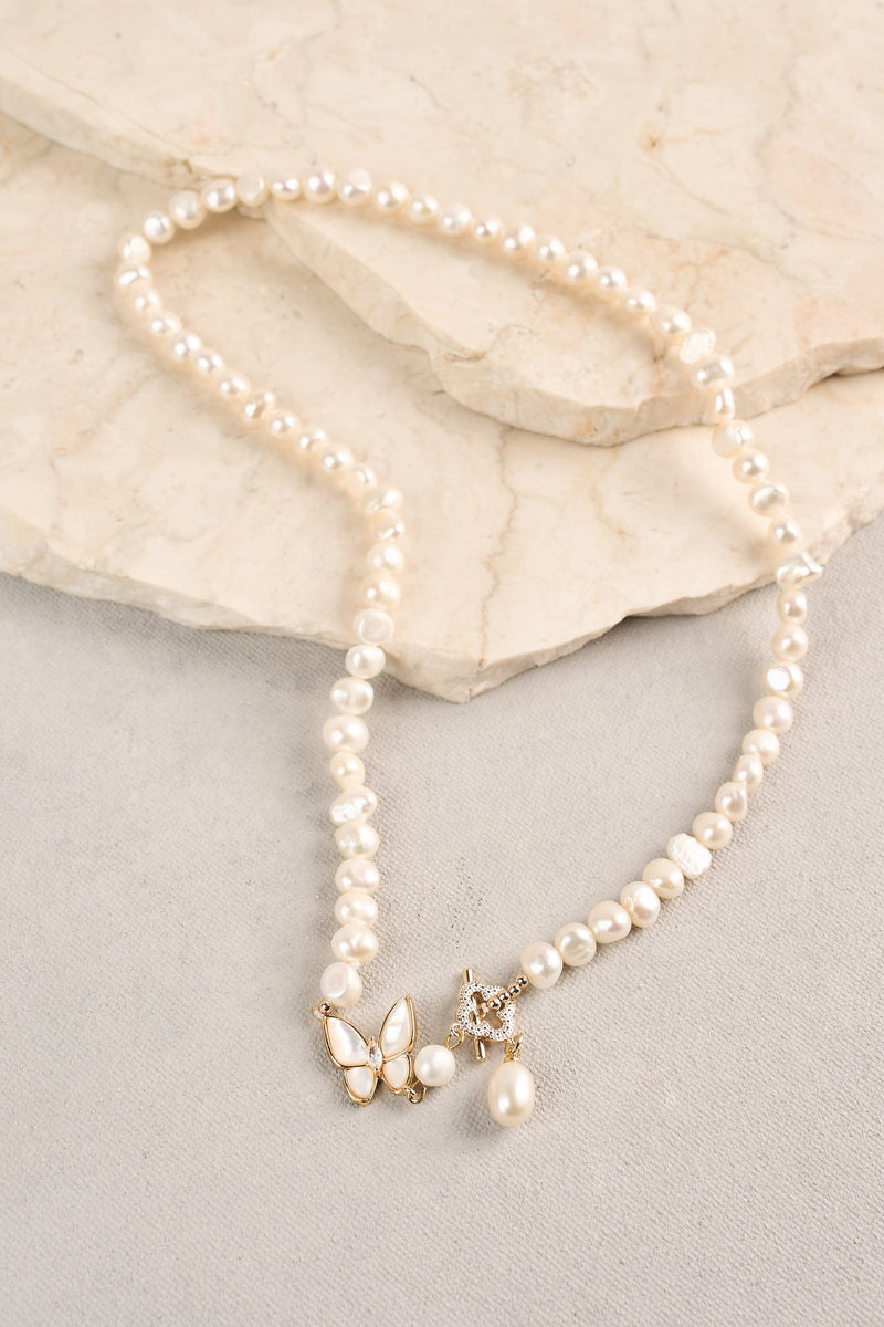 Butterfly Pearl Necklace - Gold